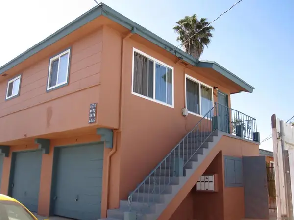 76-4670 Meade Ave, San Diego, CA 92115