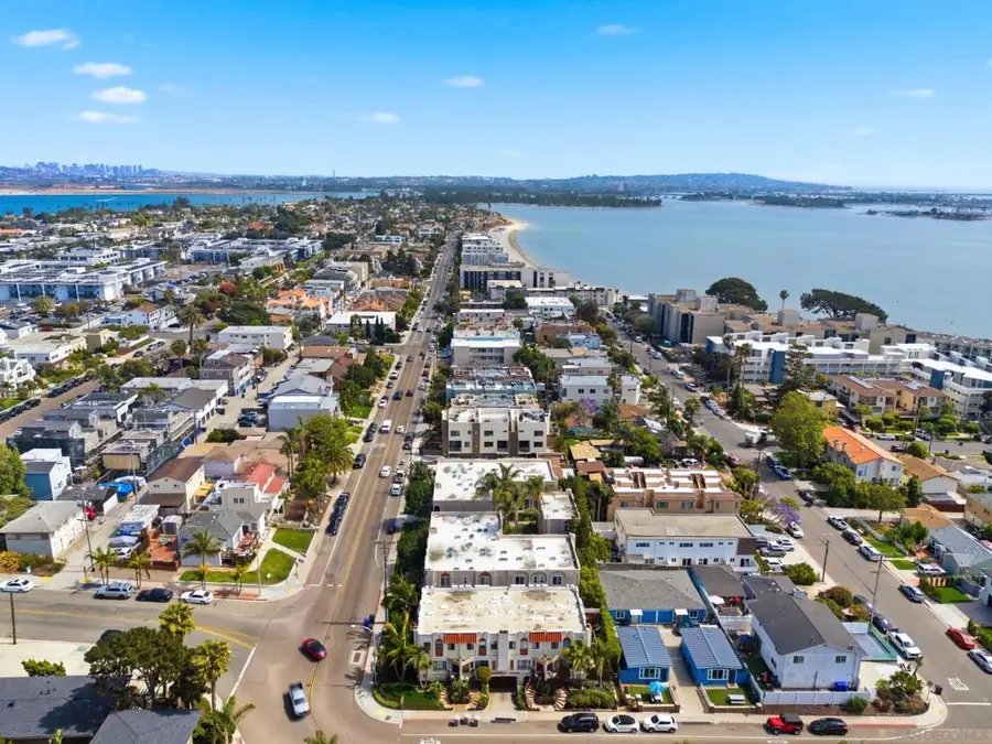 Address Withheld By Seller, San Diego, CA 92109 - #3