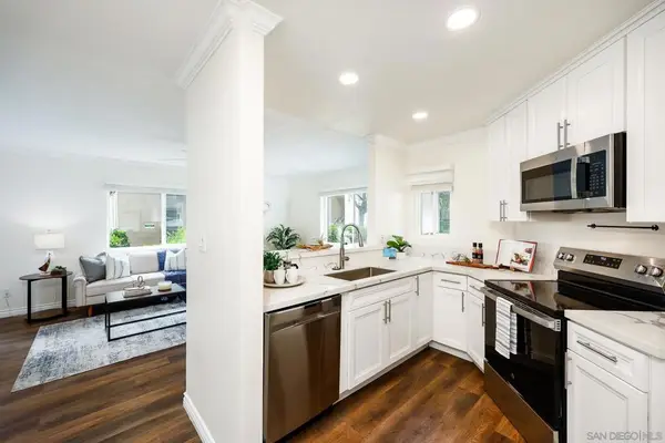 7597 Charmant Dr #Unit 901, San Diego, CA 92122