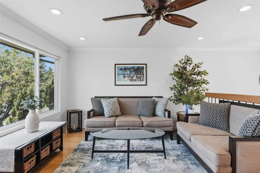 6389 Caminito Telmo, San Diego, CA 92111 - #3