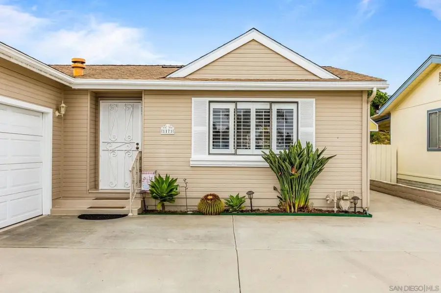 1171 Via Santa Paulo, Vista, CA 92081 - #3