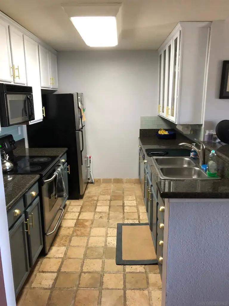 Address Withheld By Seller, San Diego, CA 92122 - #3