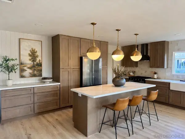 16462 Sarape Dr., San Diego, CA 92128
