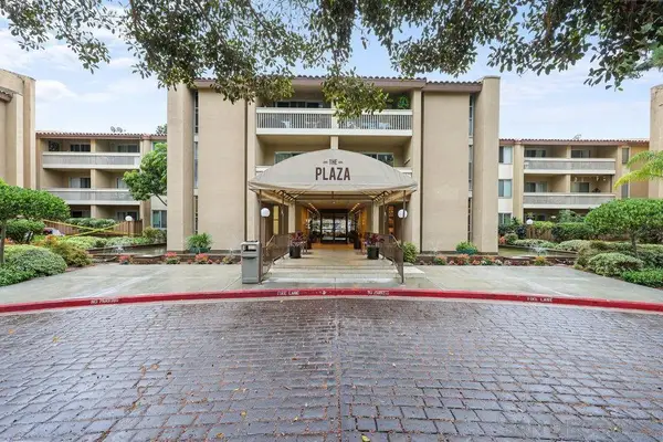 1855 Diamond St #301, San Diego, CA 92109