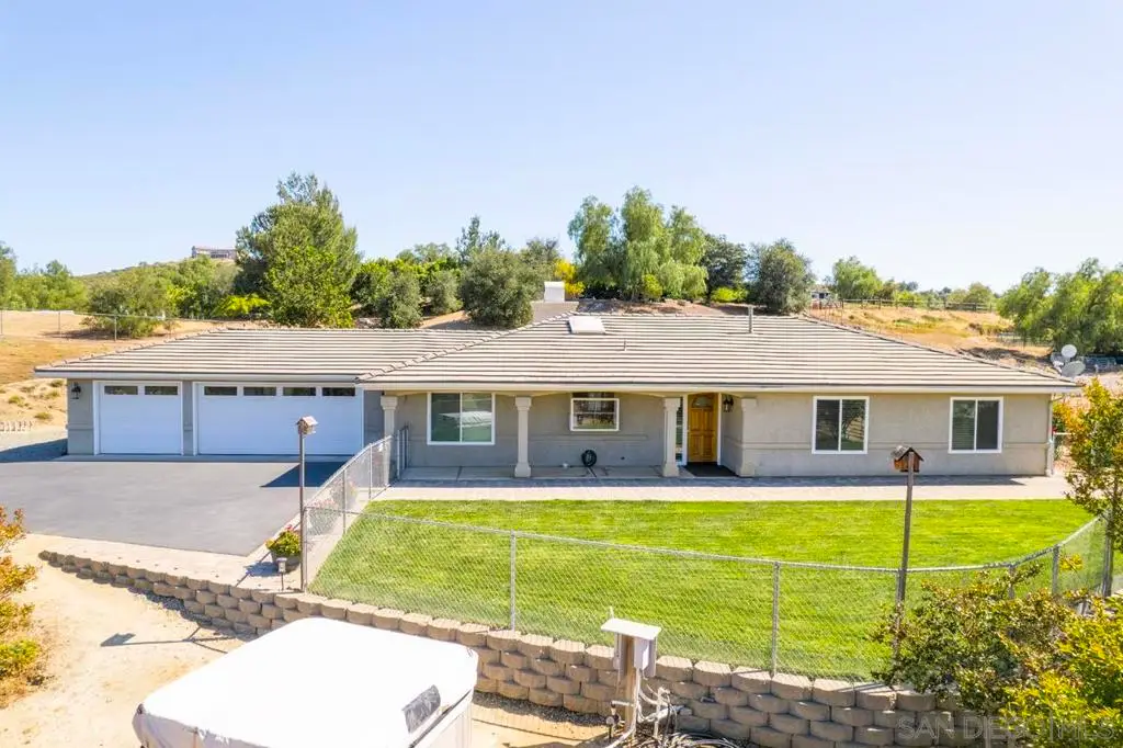 27611 Kiavo Dr, Valley Center, CA 92082 - #1