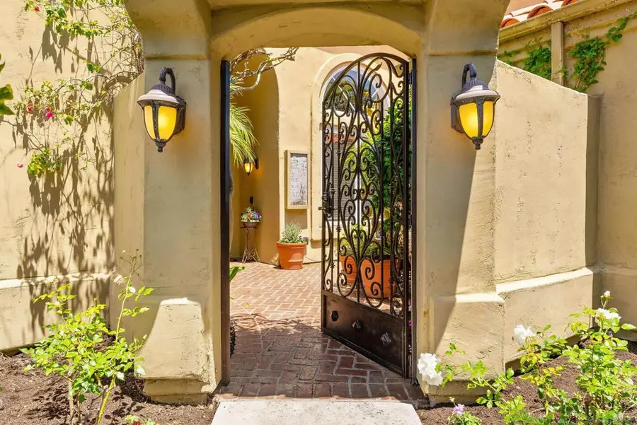 5485 Vista Del Dios, San Diego, CA 92130 - #2