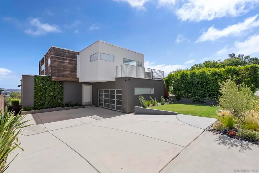 1621 Collingwood Dr., San Diego, CA 92109 - #3
