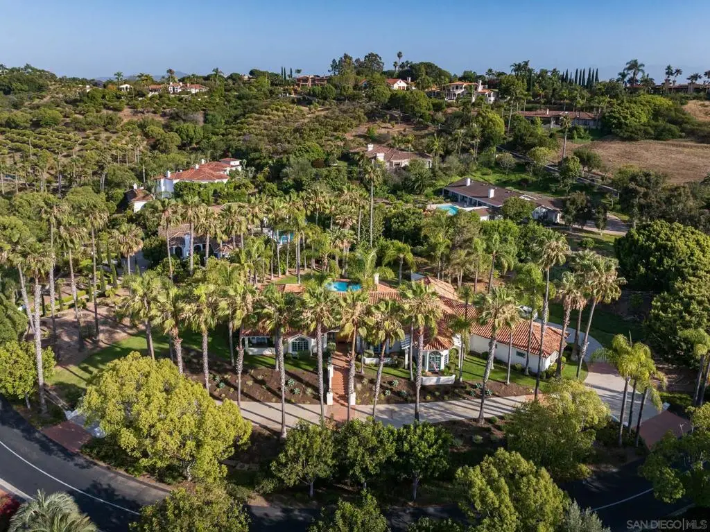 18221 Via Ascenso, Rancho Santa Fe, CA 92067 - #1