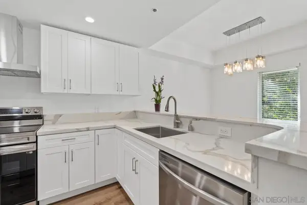 655 Columbia St #108, San Diego, CA 92101