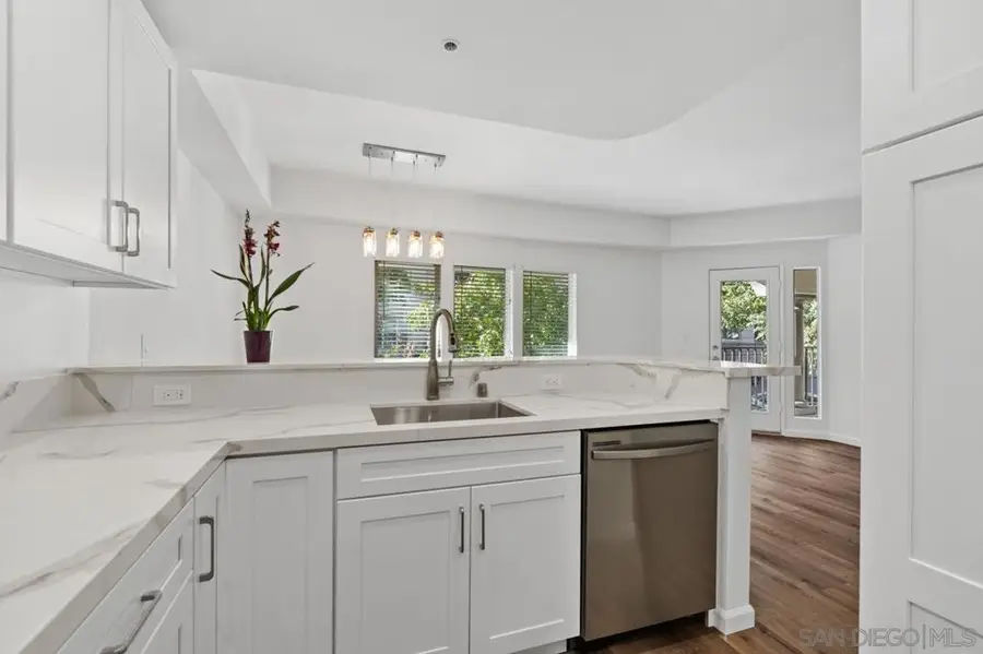 655 Columbia St #108, San Diego, CA 92101 - #2