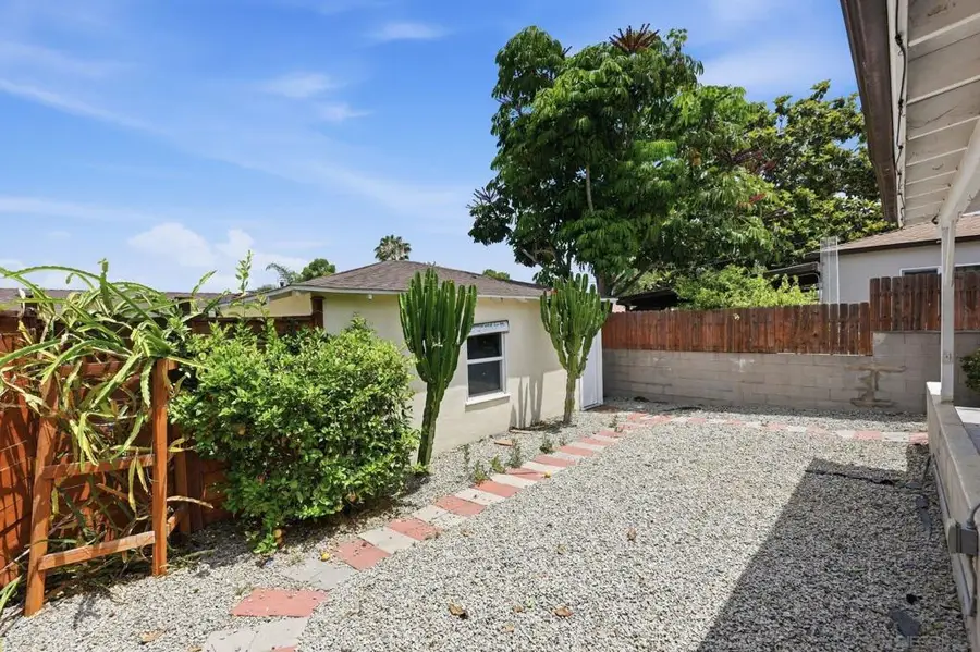 14 Palm St, Lemon Grove, CA 91945 - #3