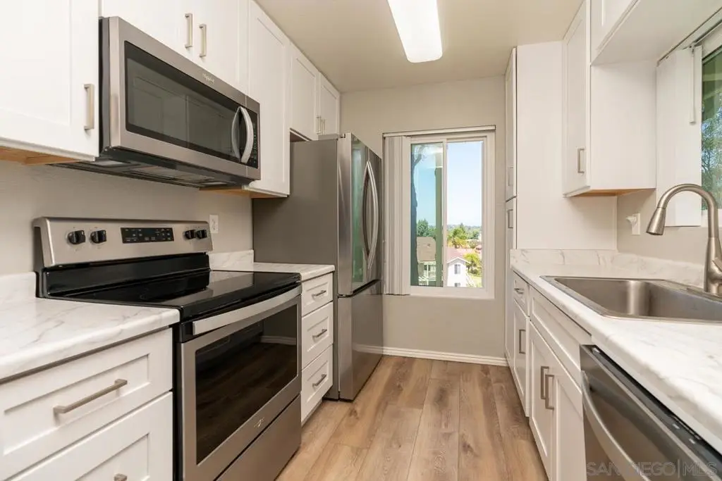 663 Diamond Way #229, Vista, CA 92083 - #1