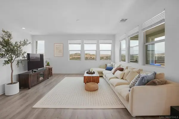 1277 Calle Pomelo #3, Chula Vista, CA 91913