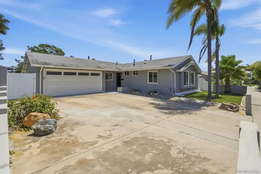 3265 Geddes Dr, San Diego, CA 92117 - #2