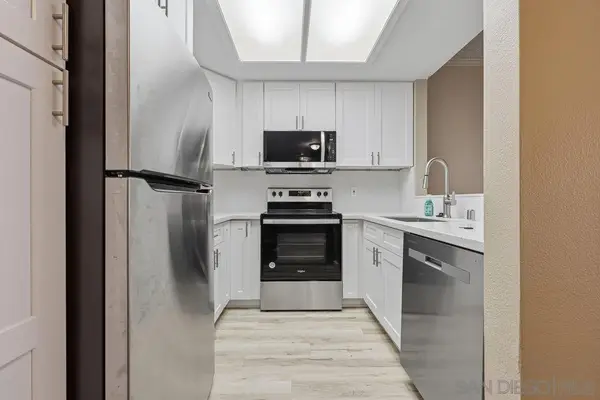 5865 Friars #3212, San Diego, CA 92110