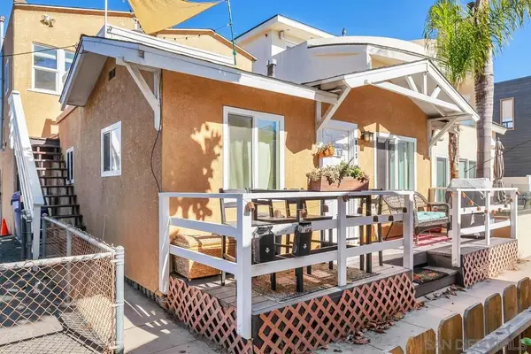818-820 Portsmouth, San Diego, CA 92109