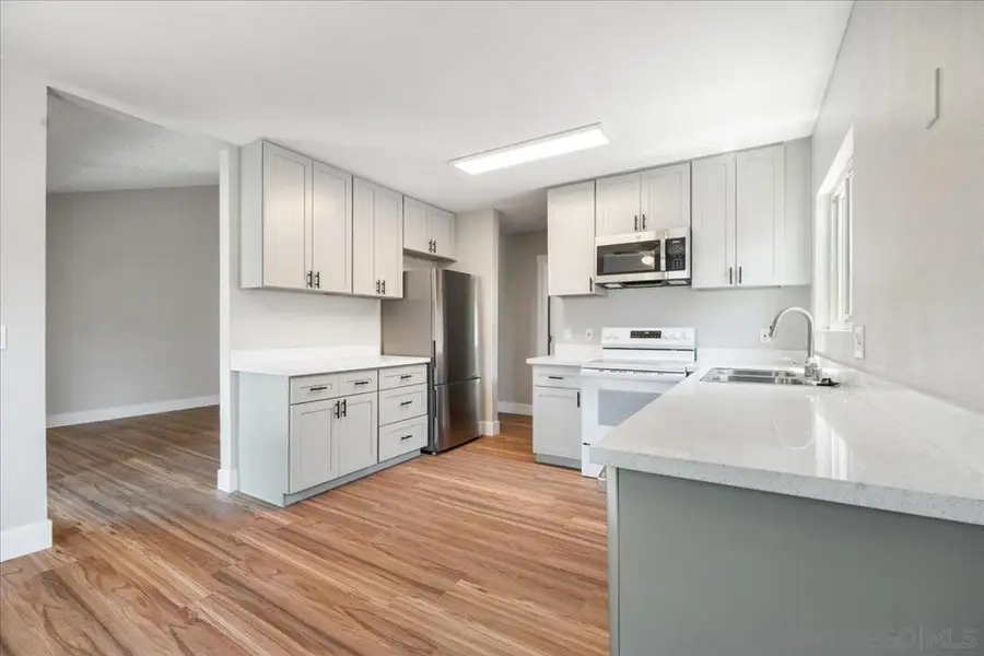 5473 Adobe Falls #9, San Diego, CA 92120 - #2