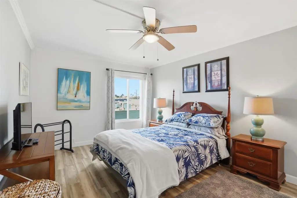 1855 Diamond #114, San Diego, CA 92109 - #1