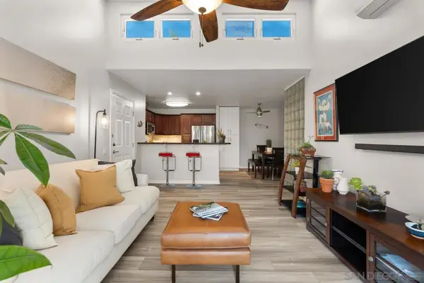 5402 Balboa Arms #415, San Diego, CA 92117