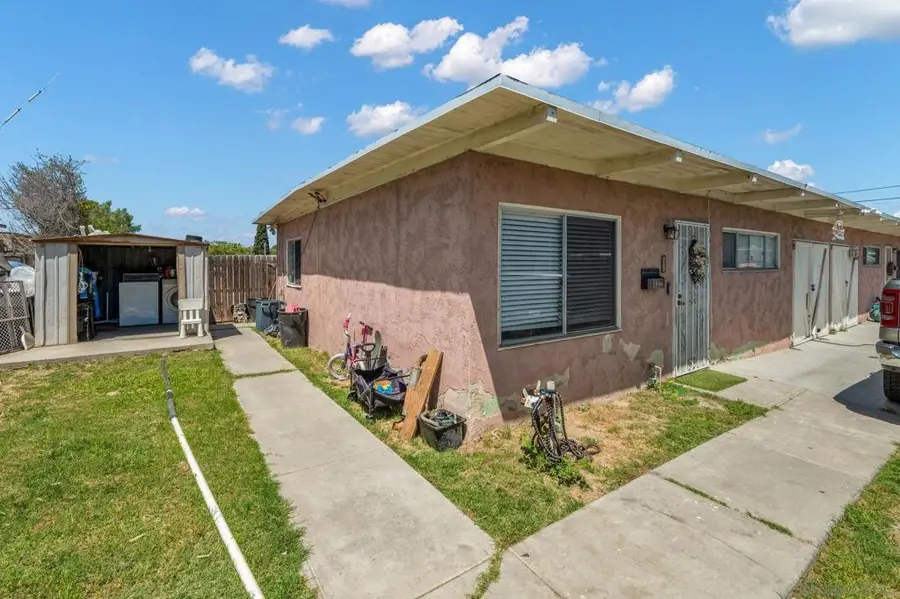 27-8125 Helm, San Diego, CA 92114 - #3