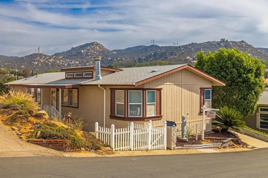 133 oo E Los Coches Rd #17, El Cajon, CA 92021 - #2