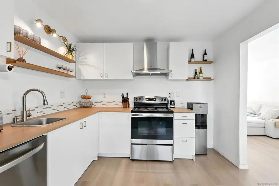 6929 Park Mesa Way #126, San Diego, CA 92111 - Image #2