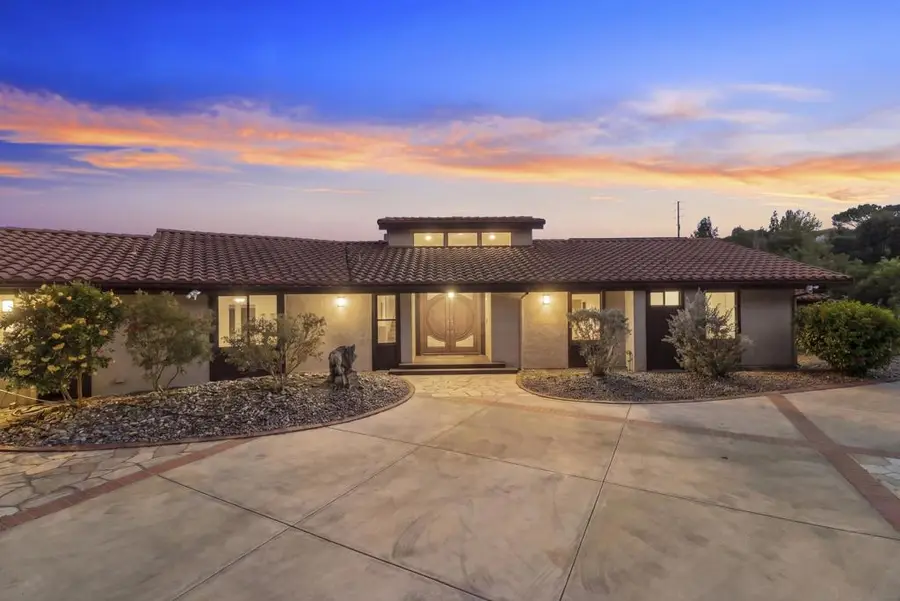 1106 Alpine Oaks Dr., Alpine, CA 91901 - #2