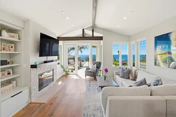 2111 Edinburg, Cardiff By The Sea, CA 92007
