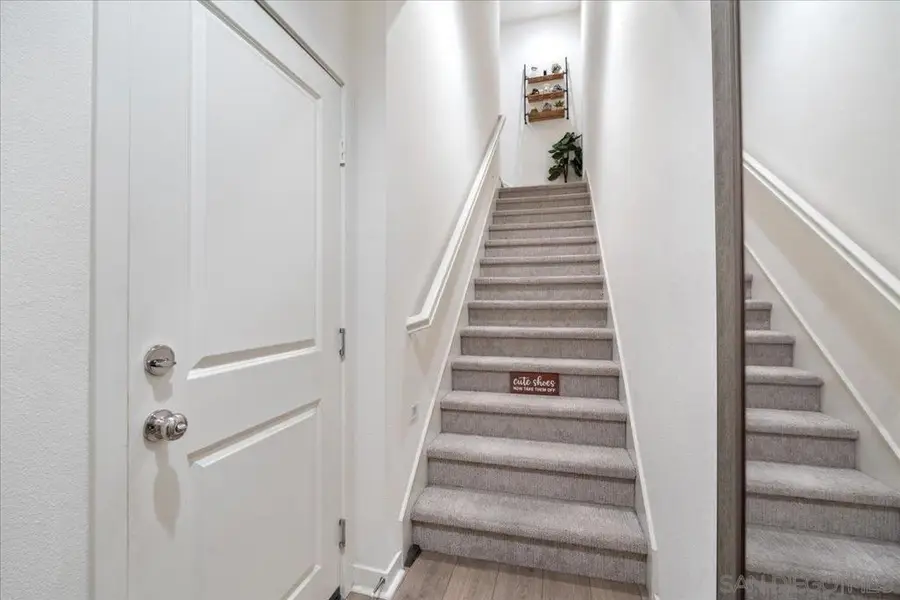 324 Waverunner Ct, Santee, CA 92071 - #3