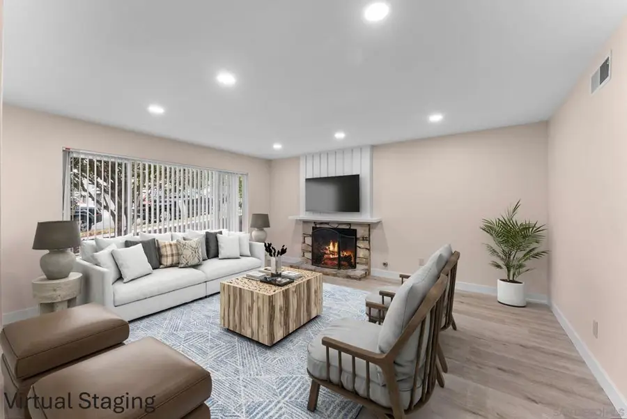 2134 Via Robles, Oceanside, CA 92054 - #2