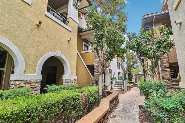 152 Via Montisi, Santee, CA 92071