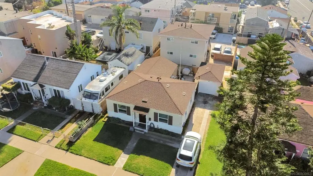 909 911 Chalcedony Street, San Diego, CA 92109 - #1