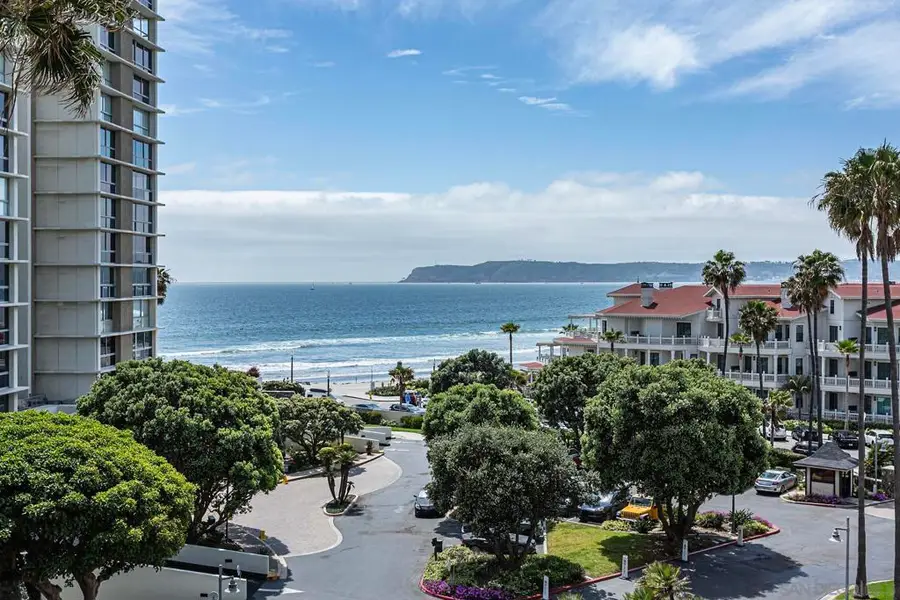 1710 Avenida Del Mundo #403, Coronado, CA 92118 - #3
