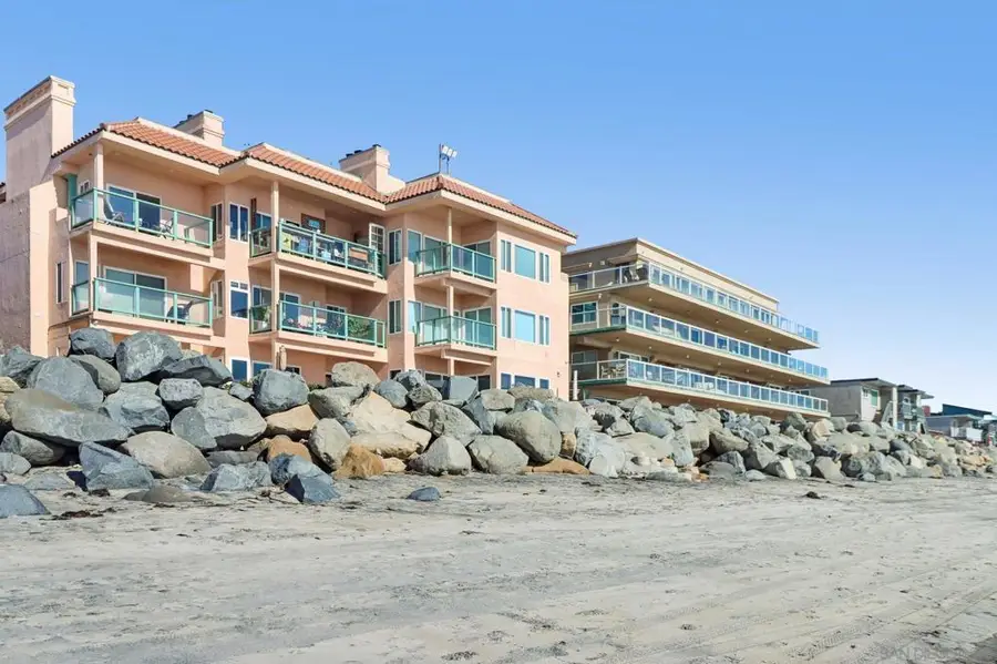 1442 Seacoast Dr #7, Imperial Beach, CA 91932 - #3