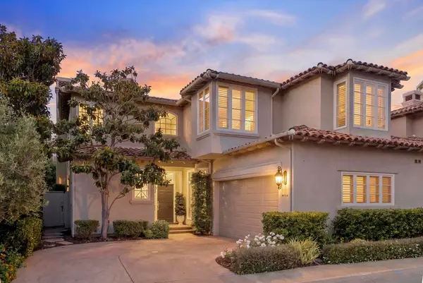 9643 Claiborne Square, La Jolla, CA 92037