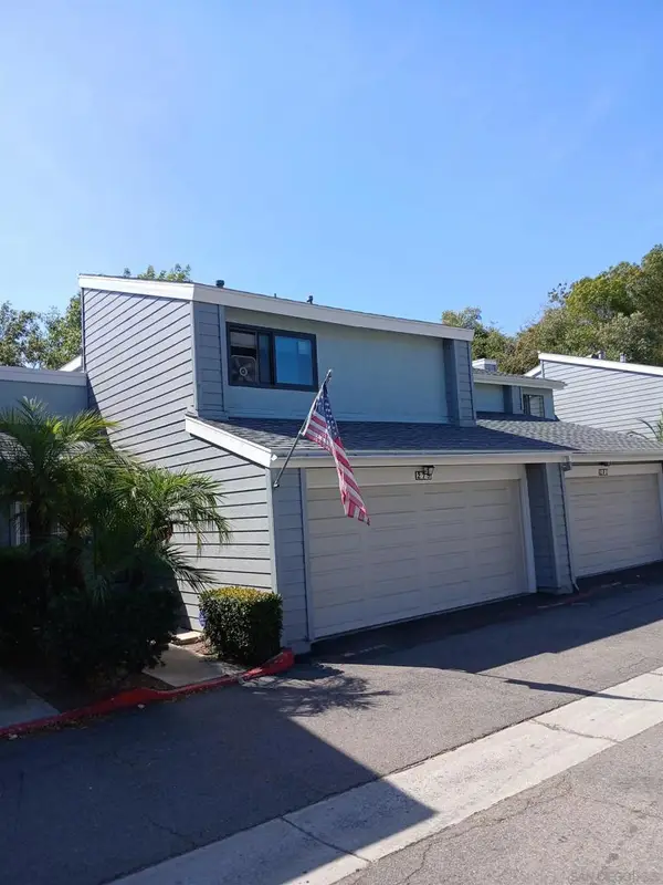 279 Durian St., Vista, CA 92083
