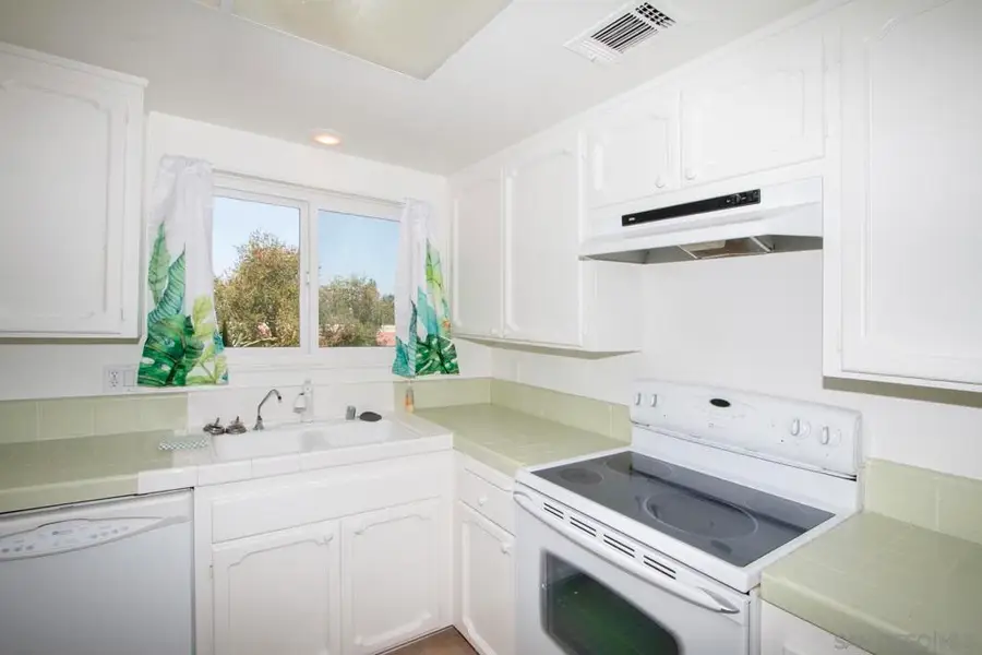 16644 Roca Dr., San Diego, CA 92128 - #3