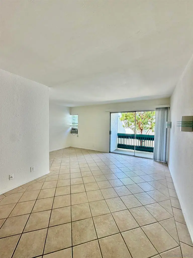 Address Withheld By Seller, San Diego, CA 92117 - #3