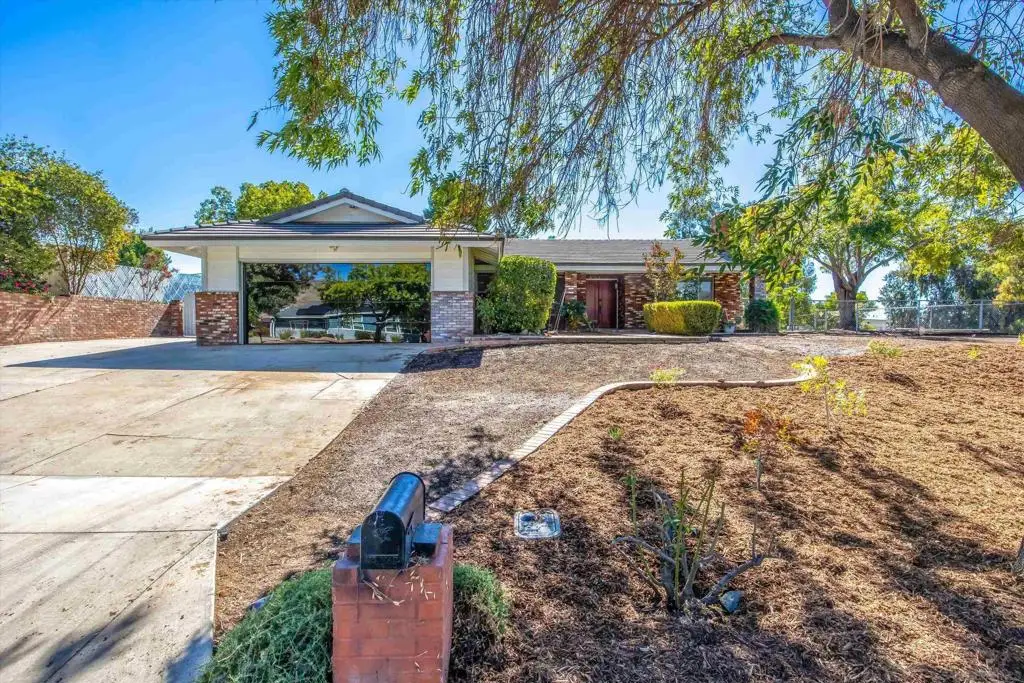 33155 Avenue D, Yucaipa, CA 92399 - #1