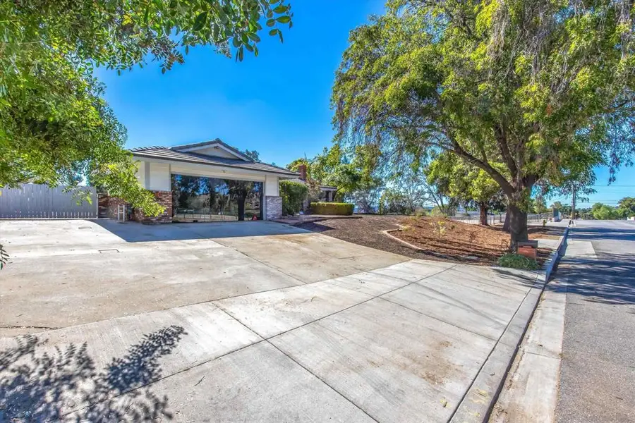33155 Avenue D, Yucaipa, CA 92399 - #3