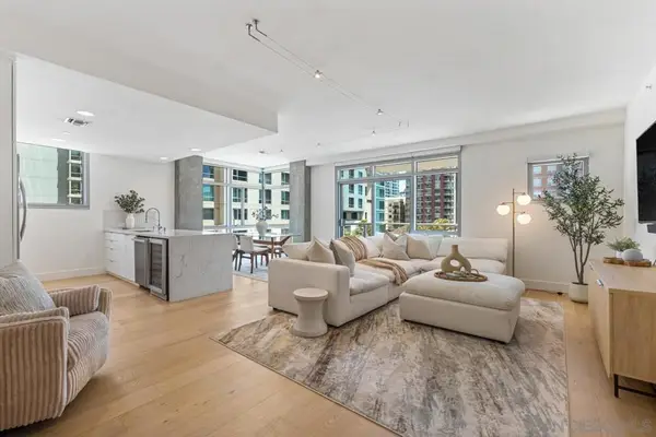 800 The Mark Ln #406, San Diego, CA 92101