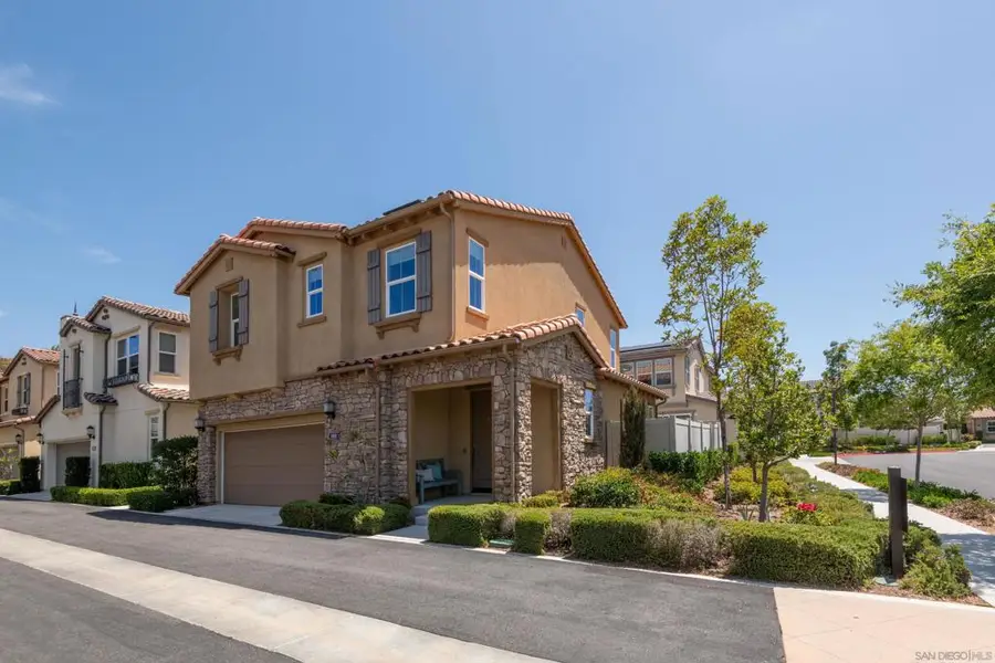 1860 Artemisia Ct, Carlsbad, CA 92011 - #2