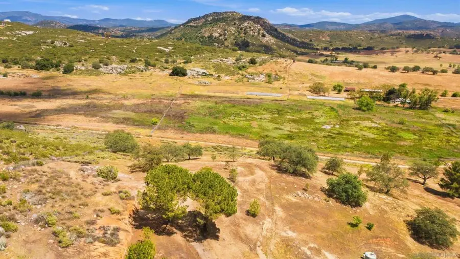 19526 Rancho Ballena Rd, Ramona, CA 92065 - #2
