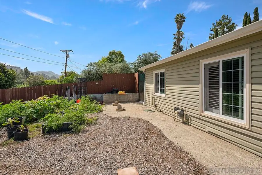 1157 Via Loma Vista, El Cajon, CA 92019 - #3