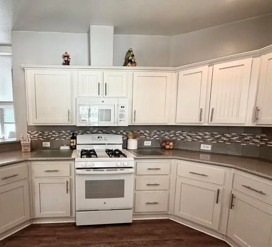 2003 Bayview Heights #SPC 138, San Diego, CA 92105 - #3