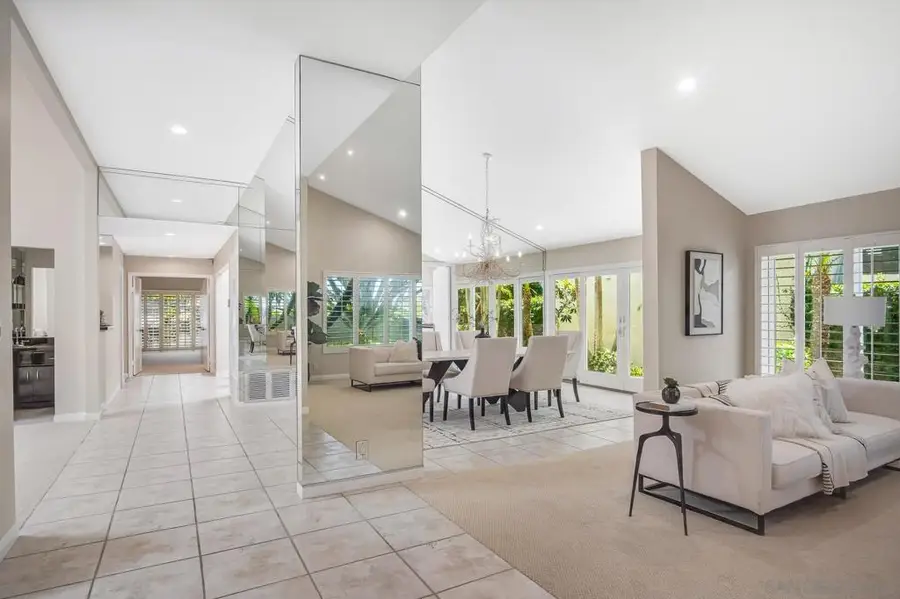 8355 Caminito Linterna, La Jolla, CA 92037 - #2