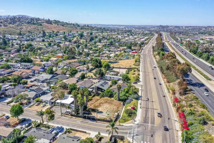 8619 Tyler St, Spring Valley, CA 91977 - #3