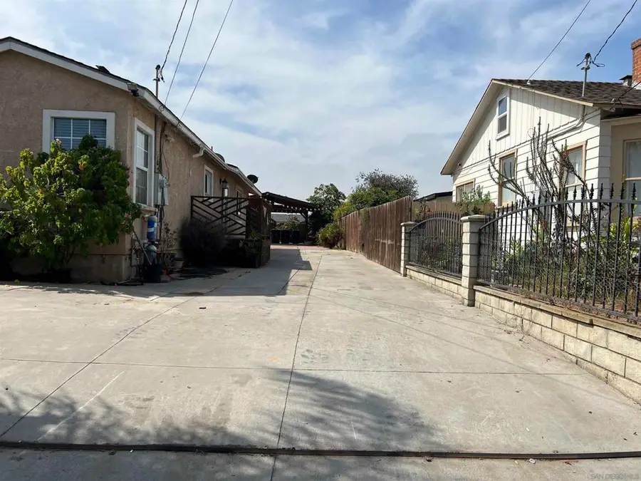 1110 E 16th Street, National City, CA 91950 - #2