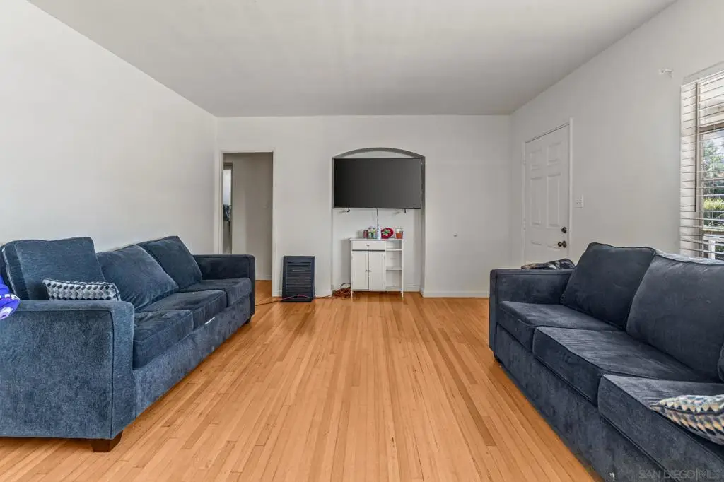 228 E 15th Ave, Escondido, CA 92025 - #1