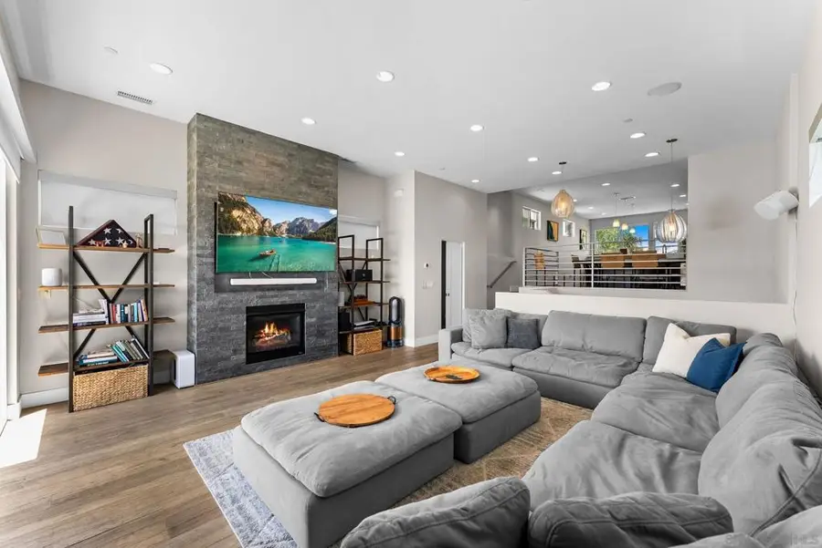 3952 Haines St., San Diego, CA 92109 - #2